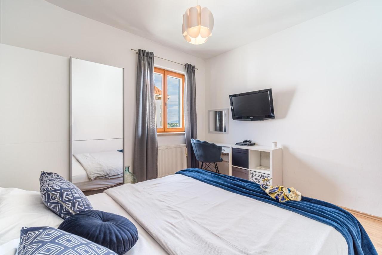Guest House Barbara Nerezisca ภายนอก รูปภาพ