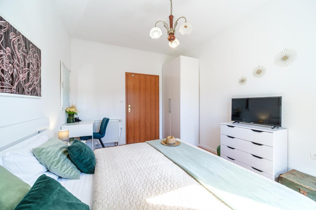 Guest House Barbara Nerezisca ภายนอก รูปภาพ